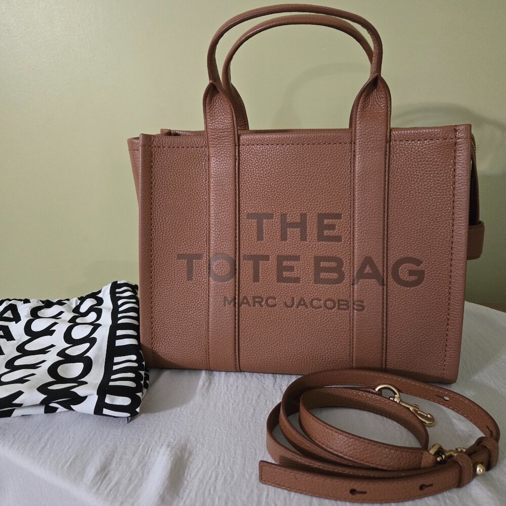 MARC JACOBS MEDIUM THE TOTE BAG (used)
